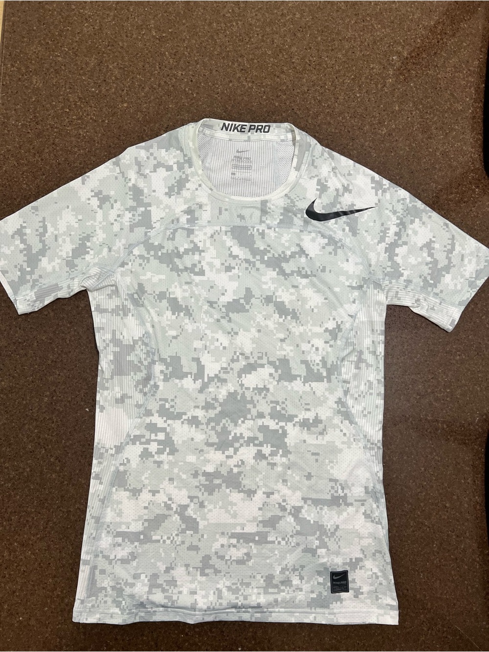 Nike Pro Short-Sleeve Digital Camo Tee - White & Gray
